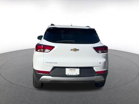 Used 2025 Chevrolet TrailBlazer LT image 12