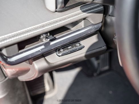 Used 2024 Chevrolet Corvette Stingray Premium Cpe w/ Z51 Performance Package RWD image 54