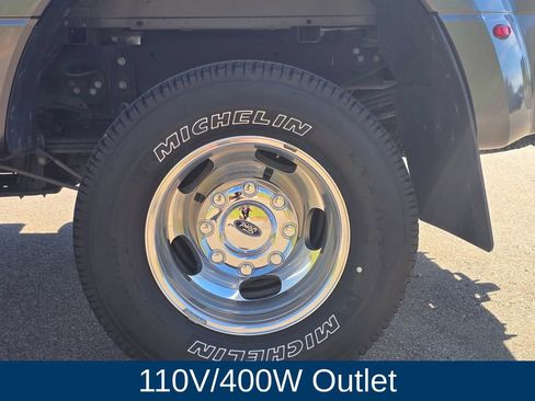 Used 2017 Ford F350 Lariat w/ Lariat Ultimate Package AWD/4WD image 10