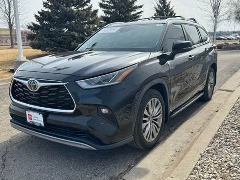 Used 2022 Toyota Highlander Platinum image 43