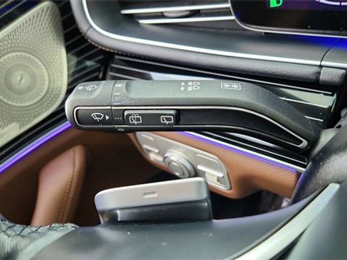 Used 2025 Mercedes-Benz GLS 450 4MATIC image 45