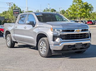 Used 2023 Chevrolet Silverado 1500 LT AWD/4WD video 3