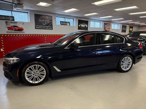 Used 2019 BMW 540i xDrive AWD/4WD image 3