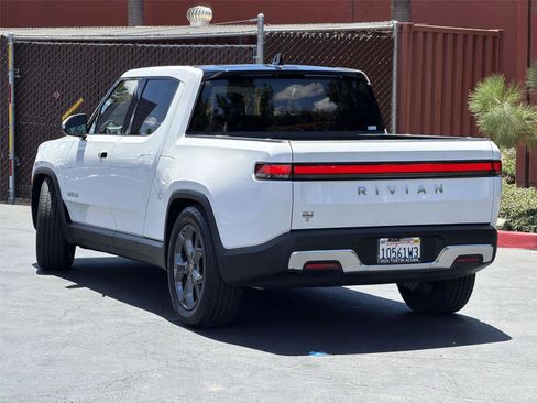 Used 2023 Rivian R1T Adventure AWD/4WD image 5