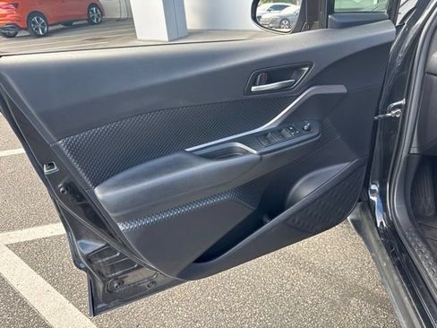 Used 2021 Toyota C-HR LE FWD image 5