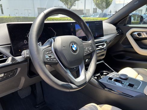 Used 2023 BMW 230i Coupe w/ Convenience Package RWD image 17