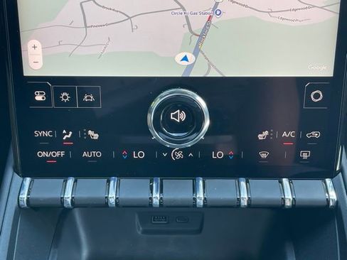 New 2026 GMC Terrain Elevation w/ Elevation Premium Package AWD/4WD image 12