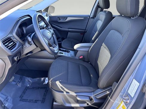 Used 2025 Ford Escape Active image 10