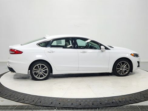 Used 2019 Ford Fusion SEL image 8