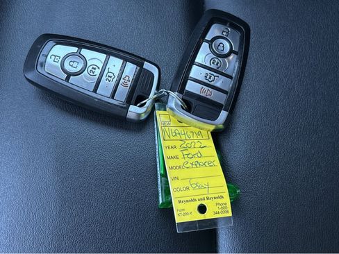 Used 2022 Ford Explorer XLT w/ Equipment Group 202A image 27