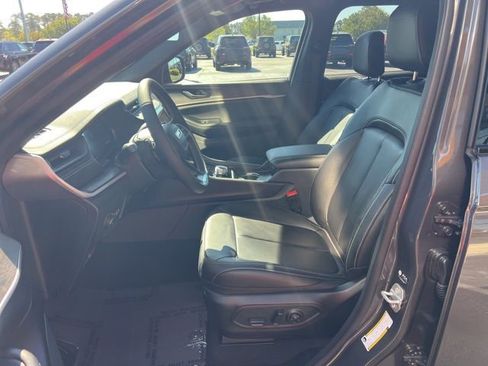 New 2026 Jeep Grand Cherokee Limited RWD image 7