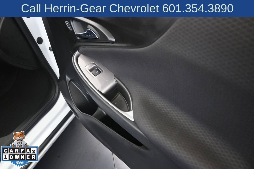 Used 2023 Chevrolet Malibu RS FWD image 22