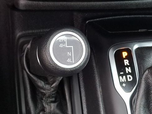 Used 2021 Jeep Wrangler Unlimited Sport AWD/4WD image 27