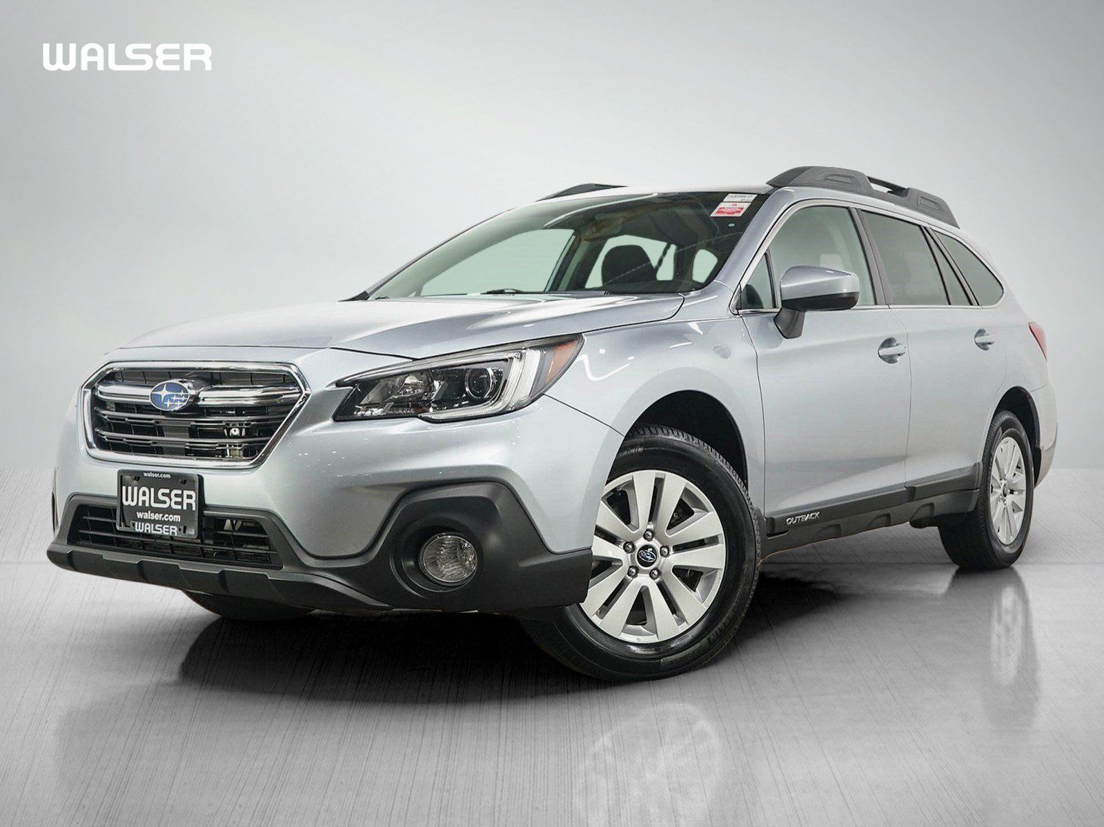 Used 2018 Subaru Outback 2.5i Premium AWD/4WD image 1
