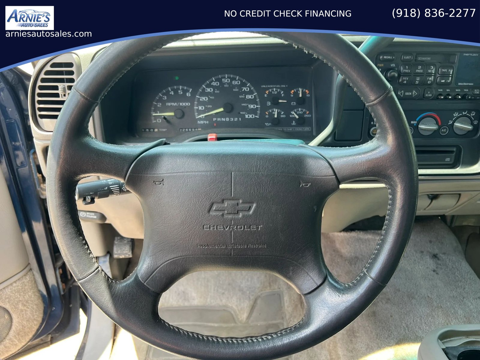 Used 1997 Chevrolet Suburban 2WD w/ Preferred Equipment Group 2 image 7