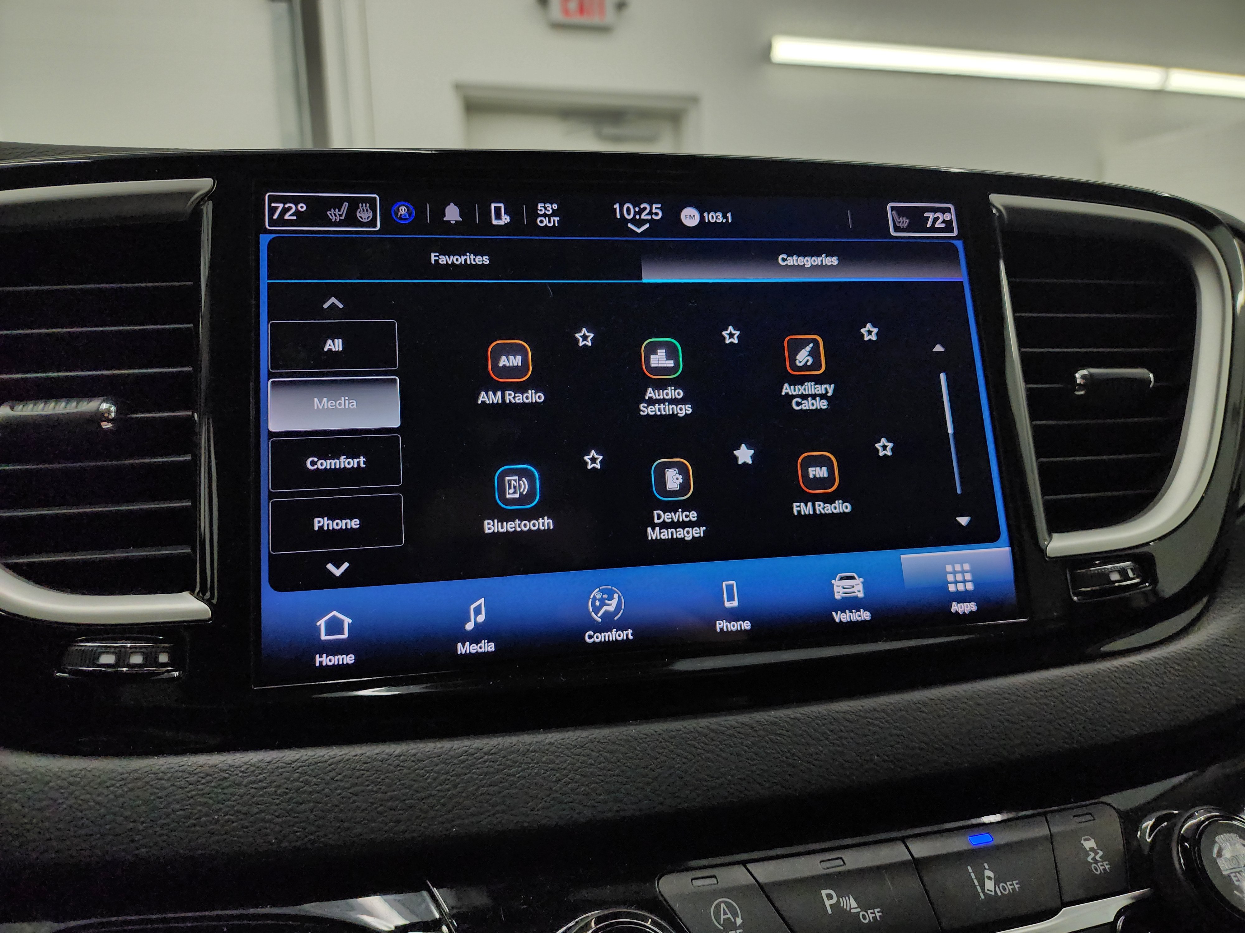 Used 2024 Chrysler Pacifica Touring-L FWD image 54
