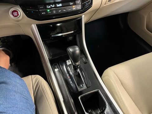 Used 2016 Honda Accord EX-L image 29