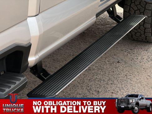 Used 2023 Ford F350 Platinum AWD/4WD image 14