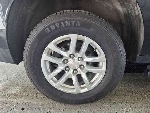 Used 2022 Chevrolet Suburban LS image 28