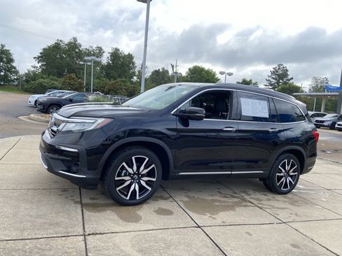 Used 2021 Honda Pilot Touring image 6