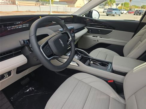 New 2026 Lincoln Nautilus Reserve AWD/4WD image 15