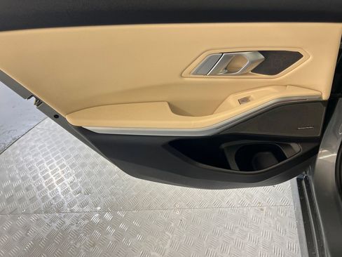 Used 2025 BMW 330i xDrive Sedan AWD/4WD image 20