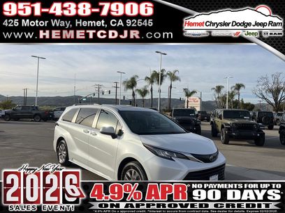 Used 2022 Toyota Sienna XLE