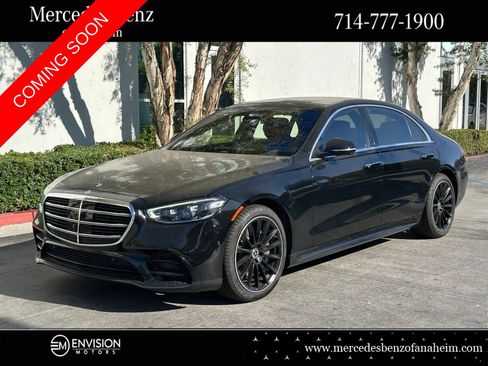 Used 2022 Mercedes-Benz S 580 4MATIC Sedan image 1