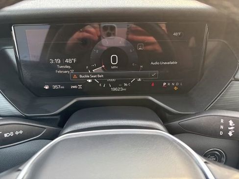 Certified 2025 GMC Acadia Elevation image 33