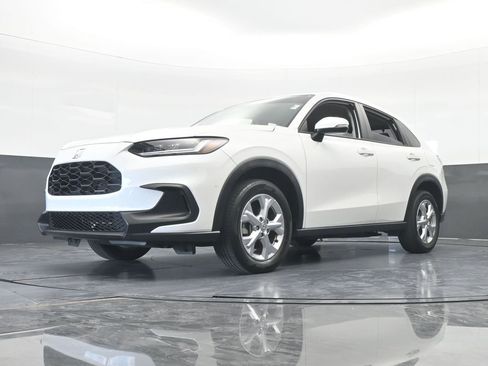 Used 2023 Honda HR-V LX image 54