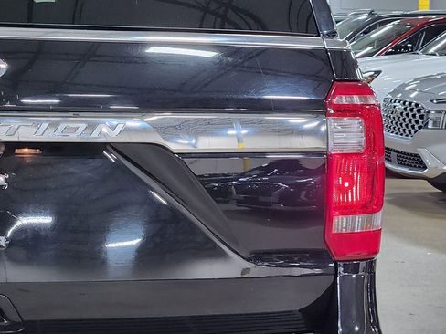 Used 2020 Ford Expedition XLT w/ Equipment Group 202A image 23