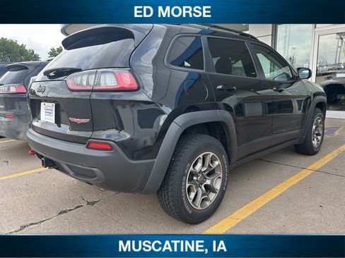 Used 2022 Jeep Cherokee Trailhawk w/ Trailer Tow Group AWD/4WD image 4