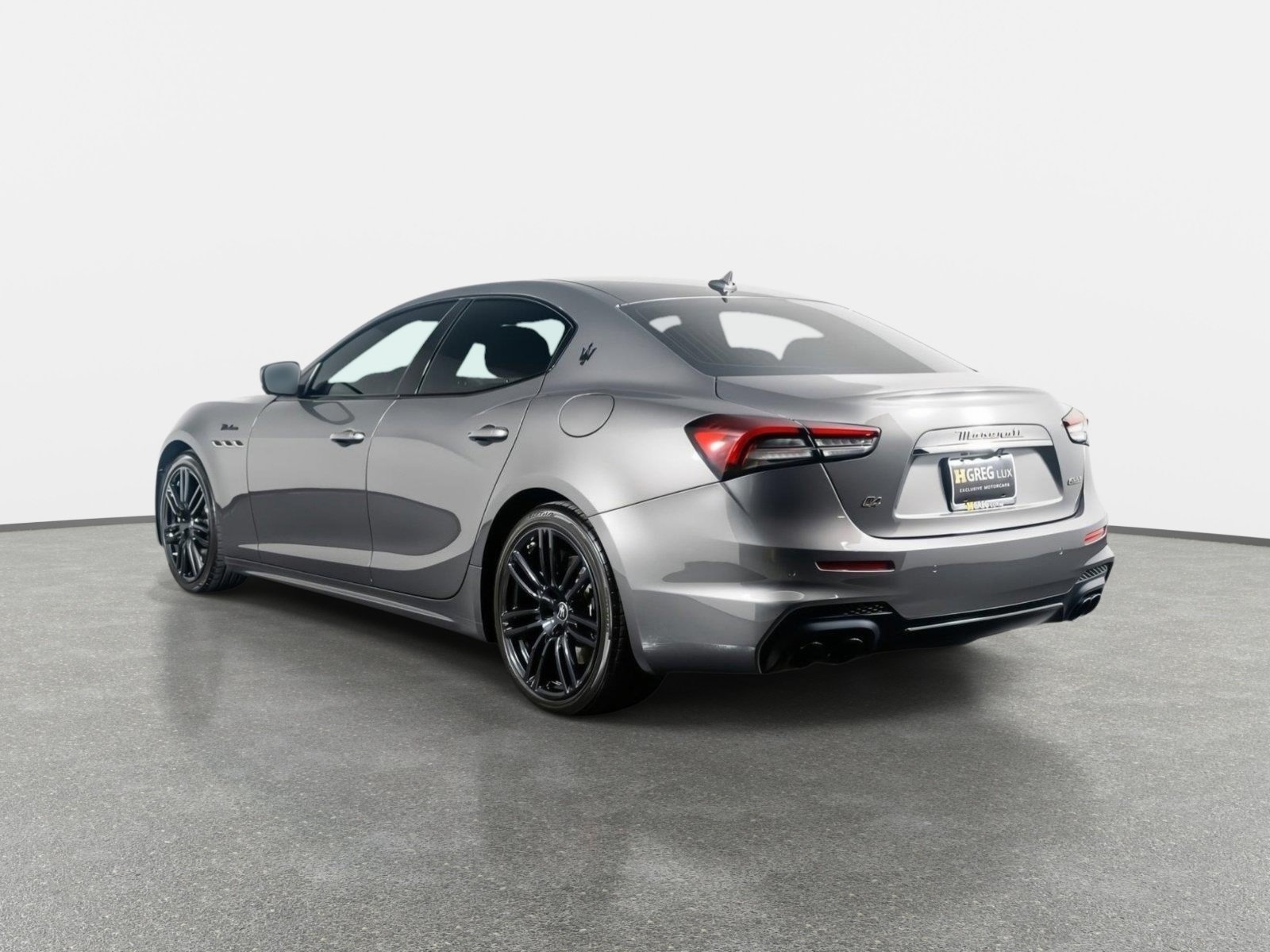 Used 2023 Maserati Ghibli Modena Q4 AWD/4WD image 12