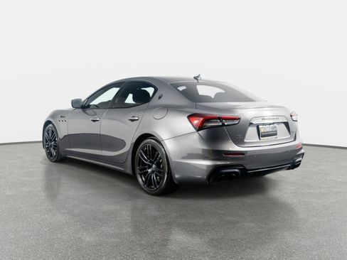 Used 2023 Maserati Ghibli Modena Q4 AWD/4WD image 12