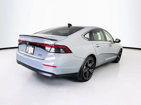 Used 2025 Honda Accord Sport image 10