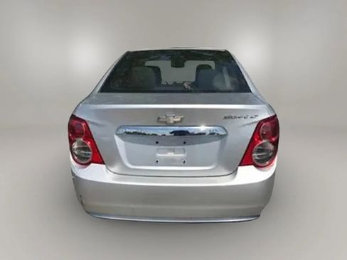 Used 2013 Chevrolet Sonic LT image 3