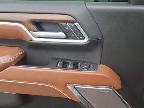 Used 2025 GMC Sierra 2500 Denali Ultimate image 17