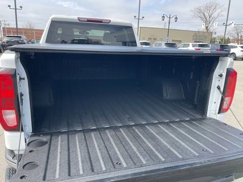 Used 2019 GMC Sierra 1500 SLE w/ SLE Value Package image 34
