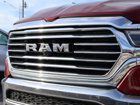 Used 2024 RAM 1500 Limited image 2