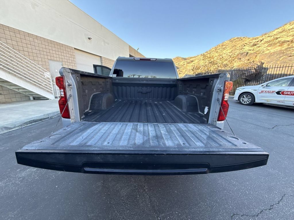 Used 2024 Chevrolet Silverado 1500 Custom Trail Boss w/ LPO, Dark Essentials Package AWD/4WD image 25