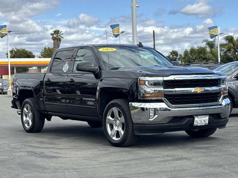 Used 2018 Chevrolet Silverado 1500 LT w/ All Star Edition RWD image 3