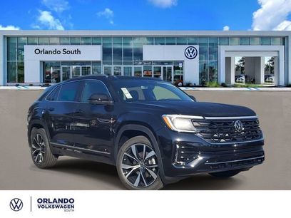 New 2026 Volkswagen Atlas Cross Sport SEL Premium R-Line