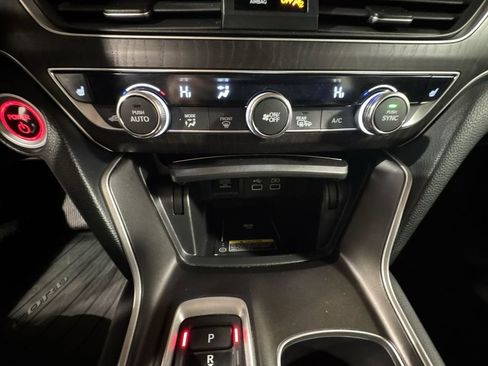 Used 2022 Honda Accord EX-L image 26
