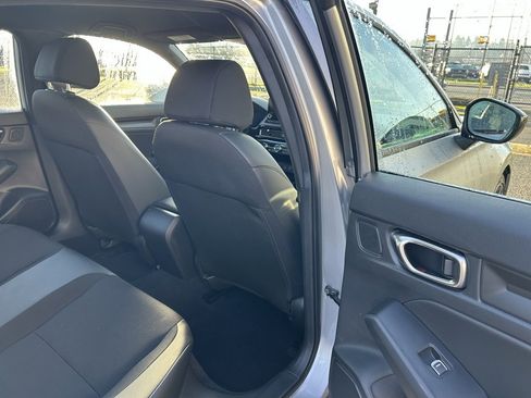 Used 2025 Honda Civic Sport image 13