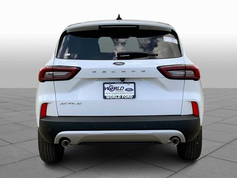 New 2026 Ford Escape Active w/ Active Premium Tech Pack FWD image 4