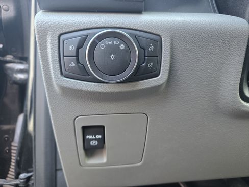 Used 2018 Ford F150 XLT AWD/4WD image 17