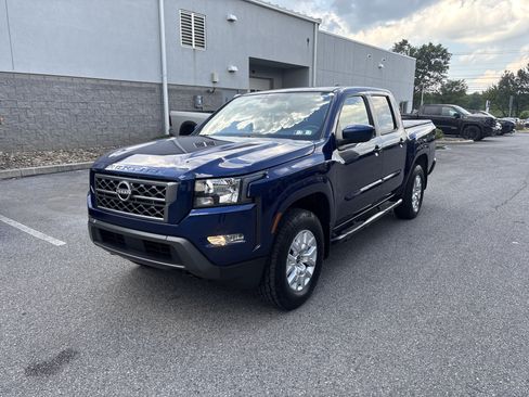 Used 2022 Nissan Frontier SV AWD/4WD image 15