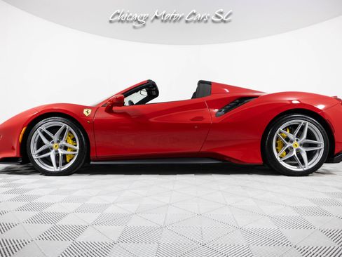 Used 2020 Ferrari 488 Pista Spider RWD image 3