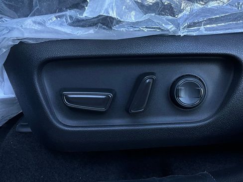 New 2026 Toyota RAV4 SE image 10