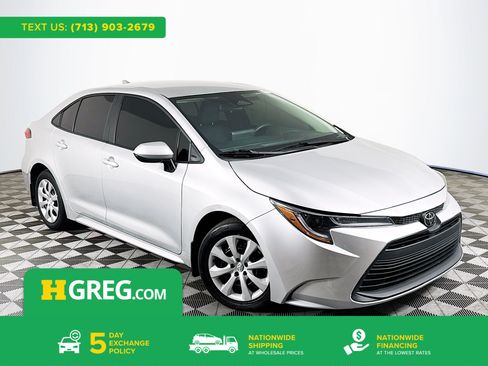 Used 2024 Toyota Corolla LE FWD image 1